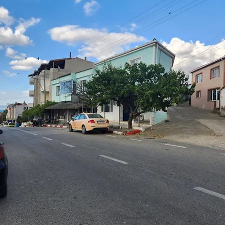 Apartment Saroz Akila