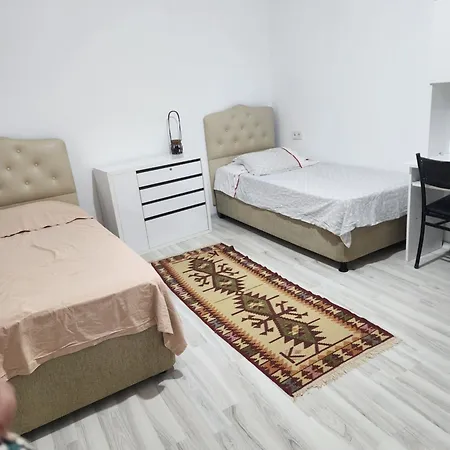 Saroz Akila Apartment *